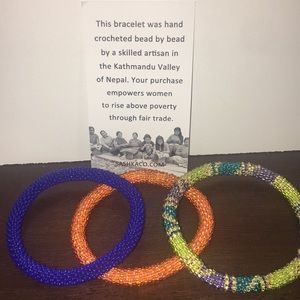 🎁✨Crocheted bead bracelets handmade in Nepal✨